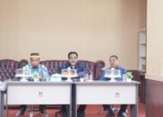 Pemerintah Kabupaten Bombana Gelar FGD dan Serahkan Santunan Kematian untuk Pekerja