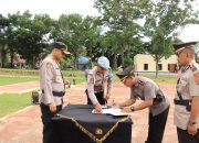 Serah Terima Jabatan, Kapolsek Kabaena Timur yang Baru Siap Bertugas 