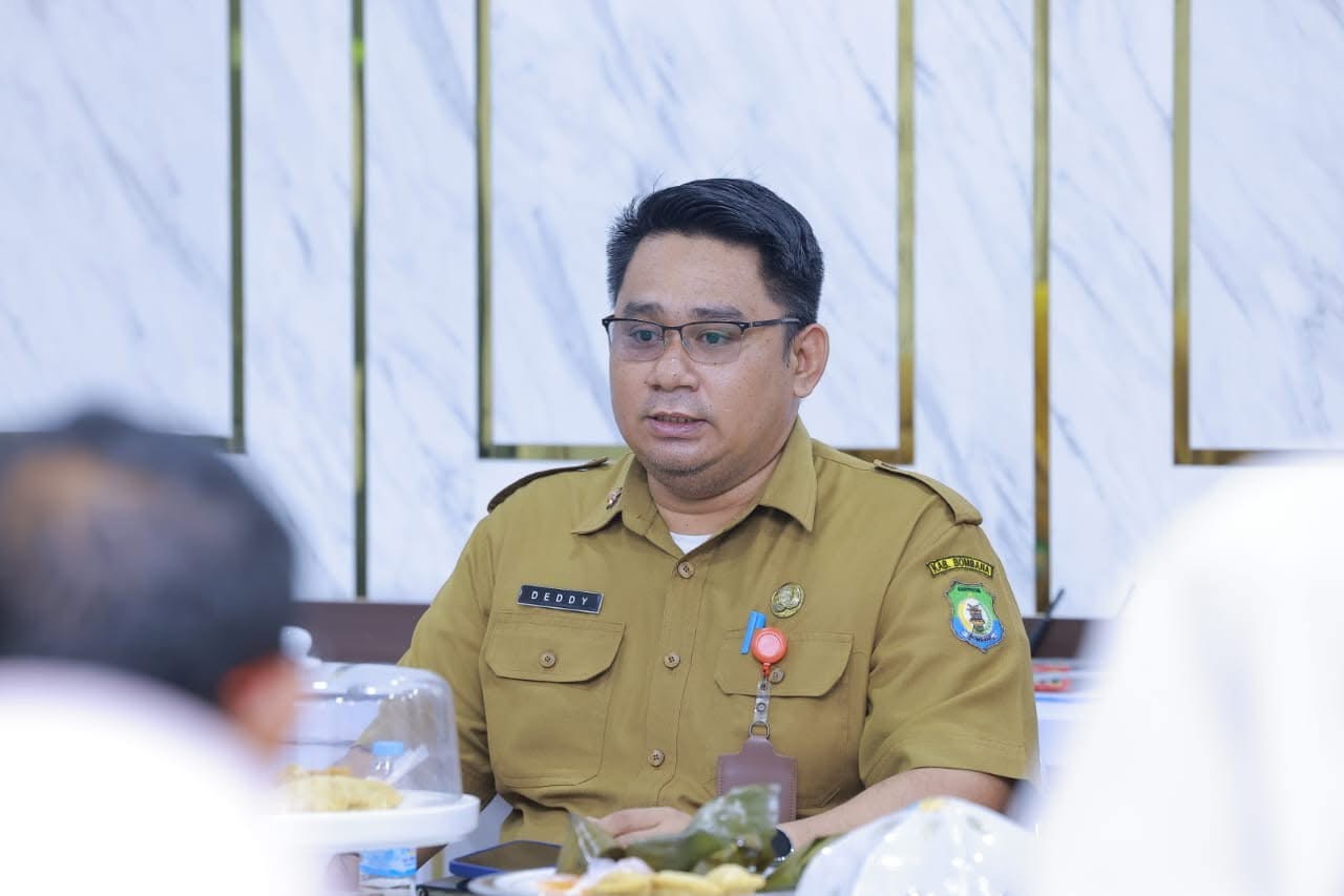 Kepala Badan Kepegawaian dan Pengembangan Sumber Daya Manusia (BKPSDM) Kabupaten Bombana,Deddy Fan Alva Slamet, ST., MM