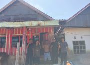 Damkar Bombana Padamkan Kebakaran Rumah Warga di Boepinang